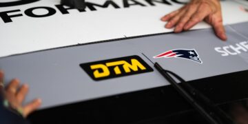 Gemeinsam zu Höchstleistungen: DTM und New England Patriots bringen Football und Motorsport zusammen